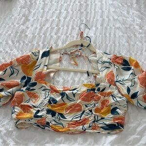 Cap Sleeve Floral Crop Top